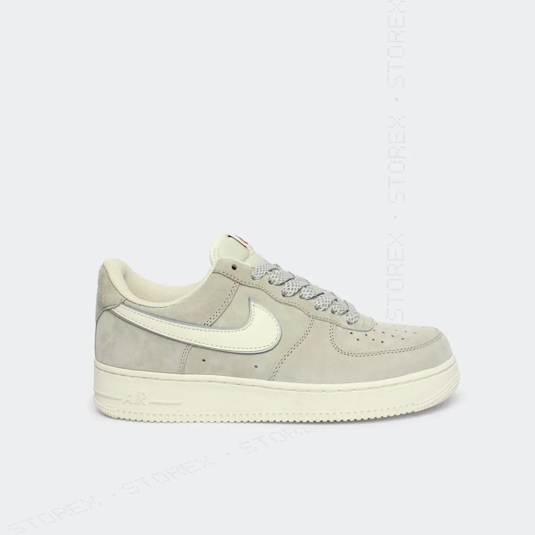 Nike Air Force 1 Suede Grey