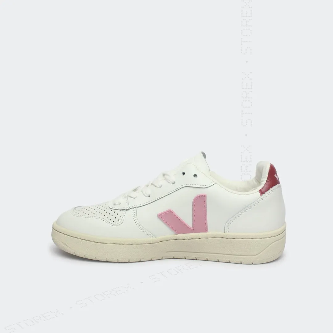 Veja Pink Logo