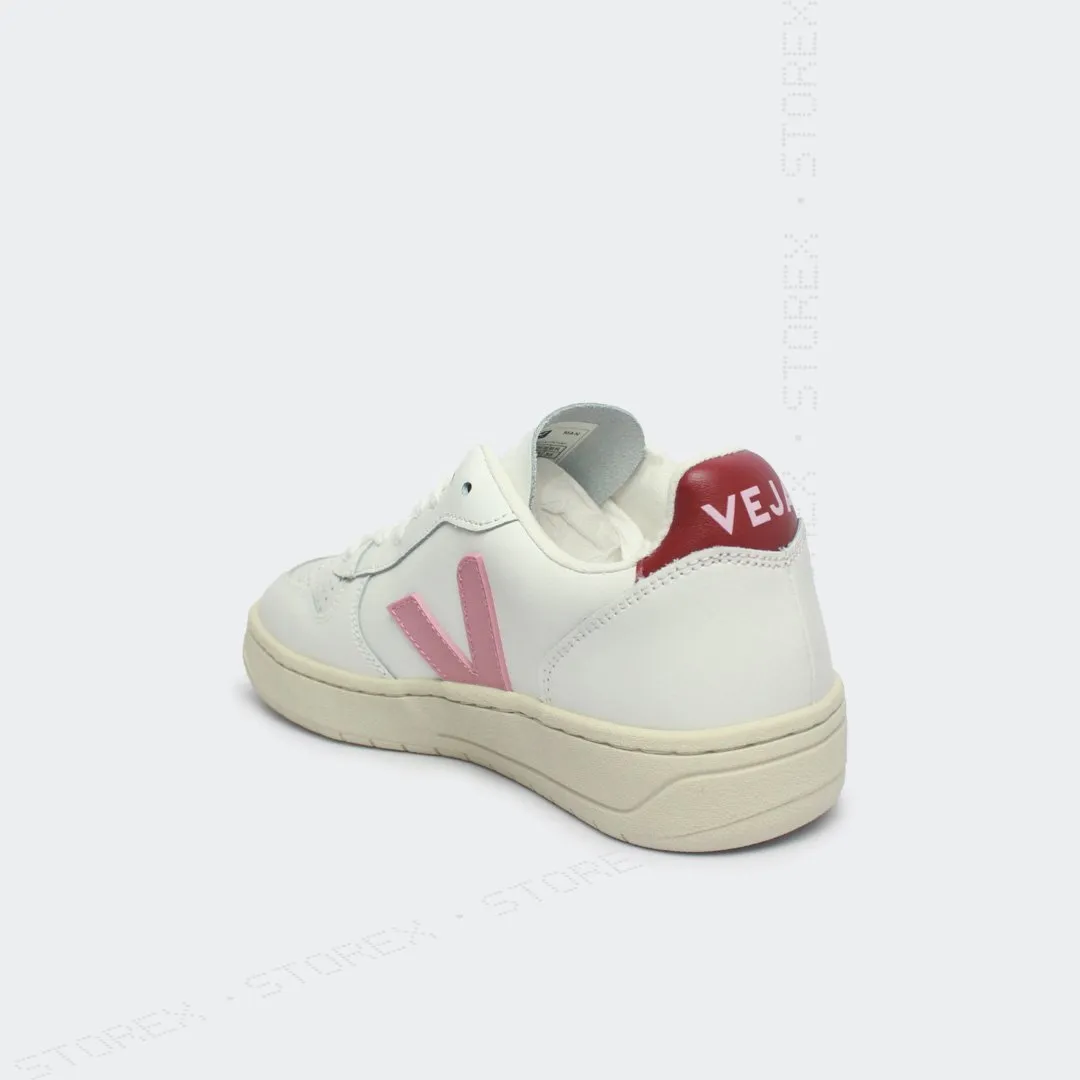 Veja Pink Logo