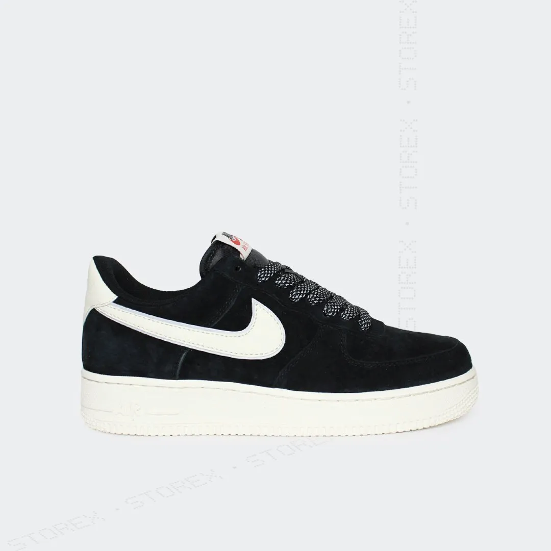 Nike Air Force 1 Suede Black