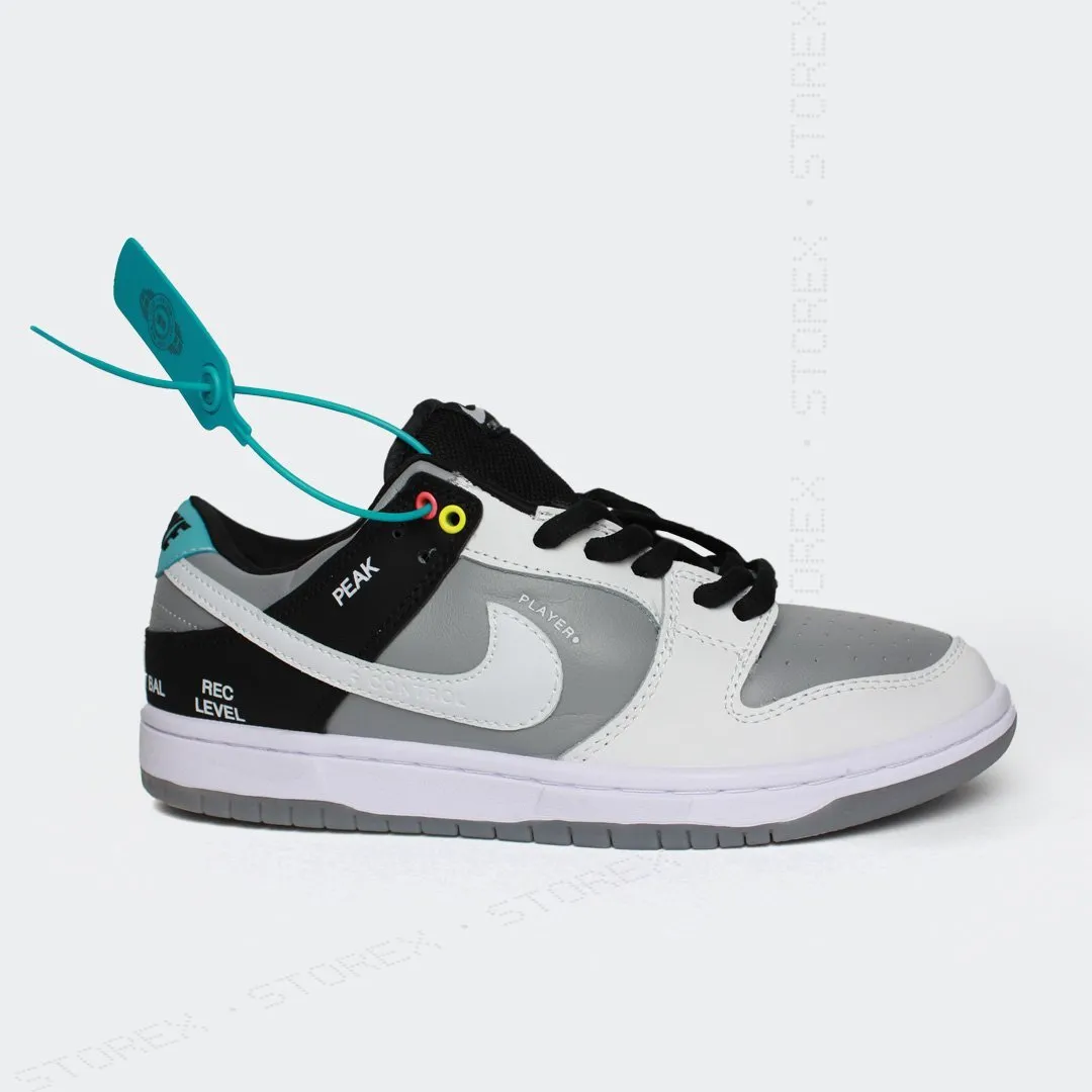 Nike SB Dunk Low VX1000