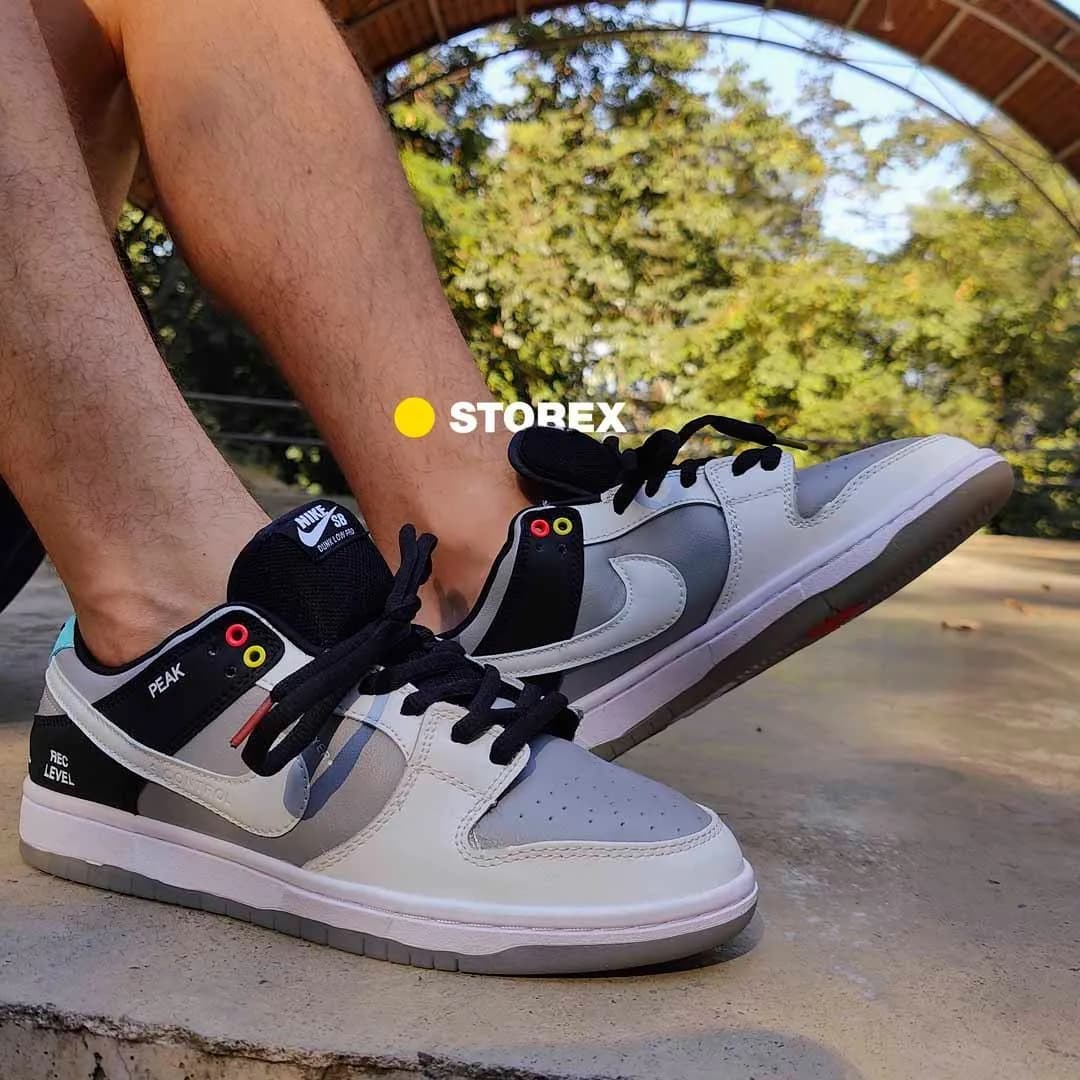 Nike SB Dunk Low VX1000