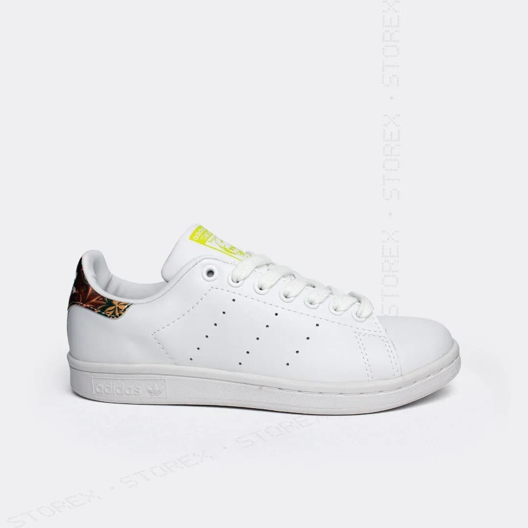 Stan Smith Flowers White