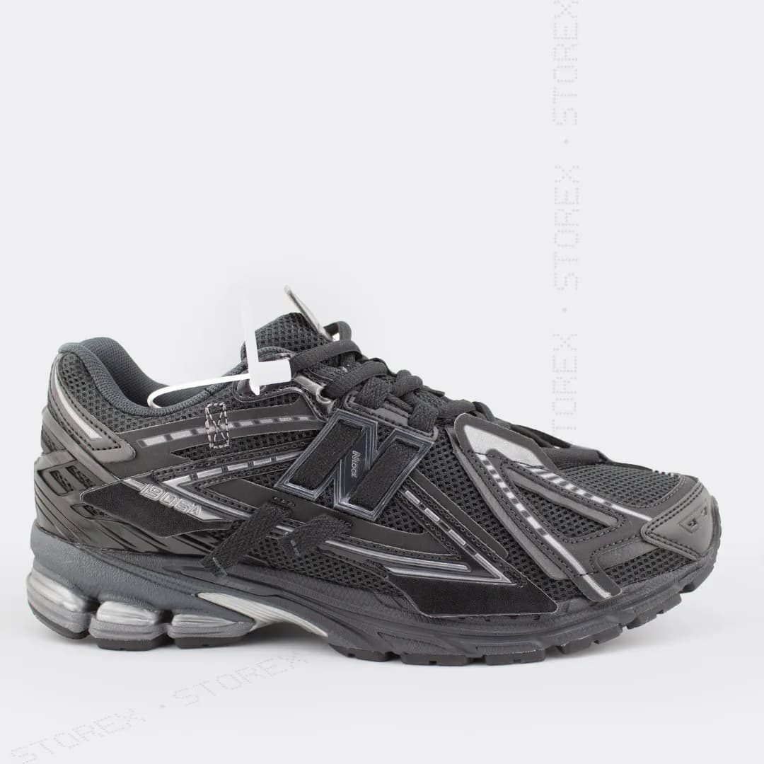 New Balance 1906 All Black