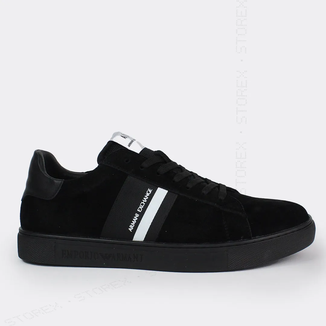 Emporio Armani Black/White