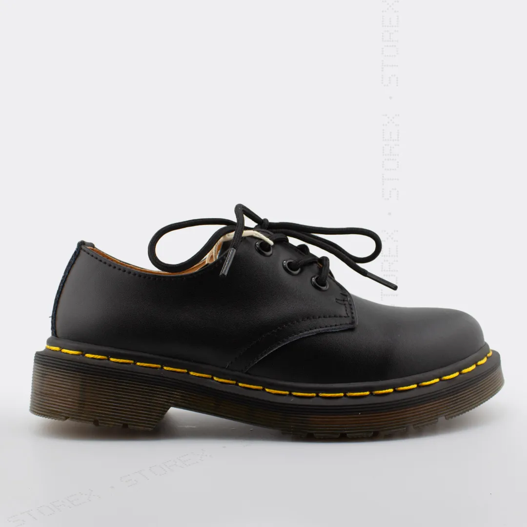 Dr. Martens Casual Low Black