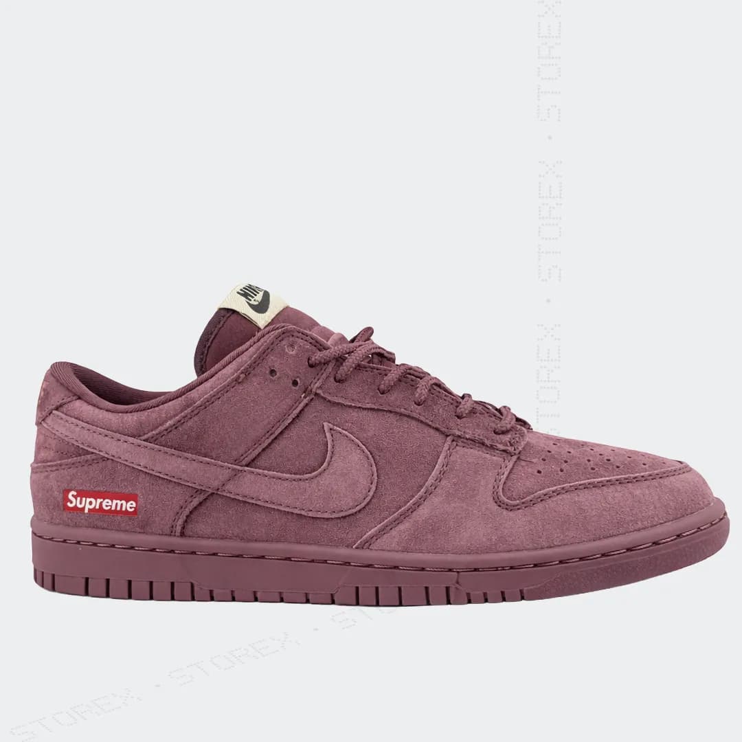 Nike Dunk x Supreme Burgundy