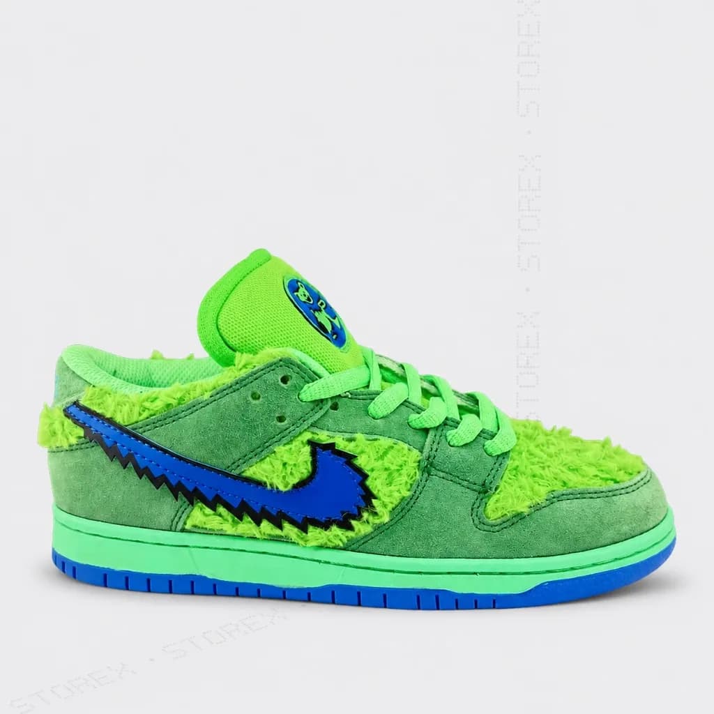 Nike SB Dunk Low Green Bear