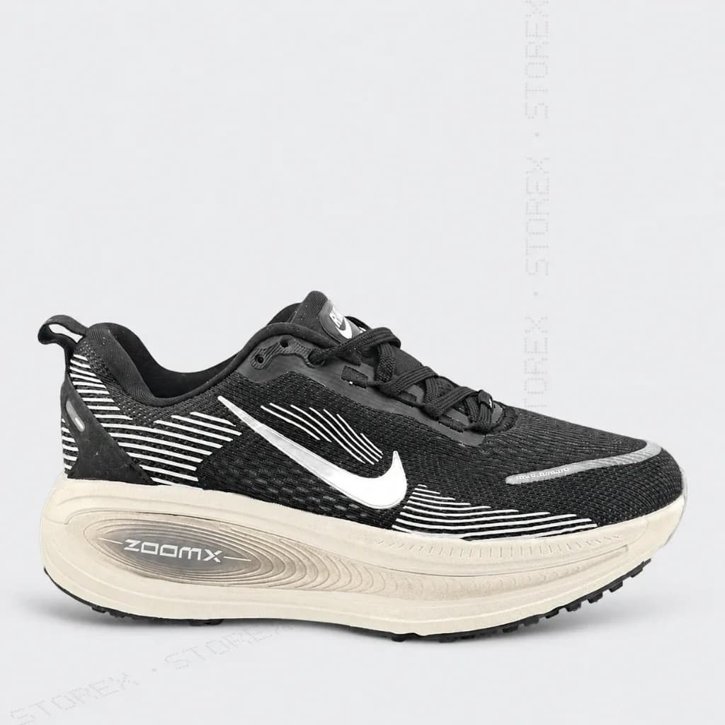 Nike Vomero 18 Black/Cream