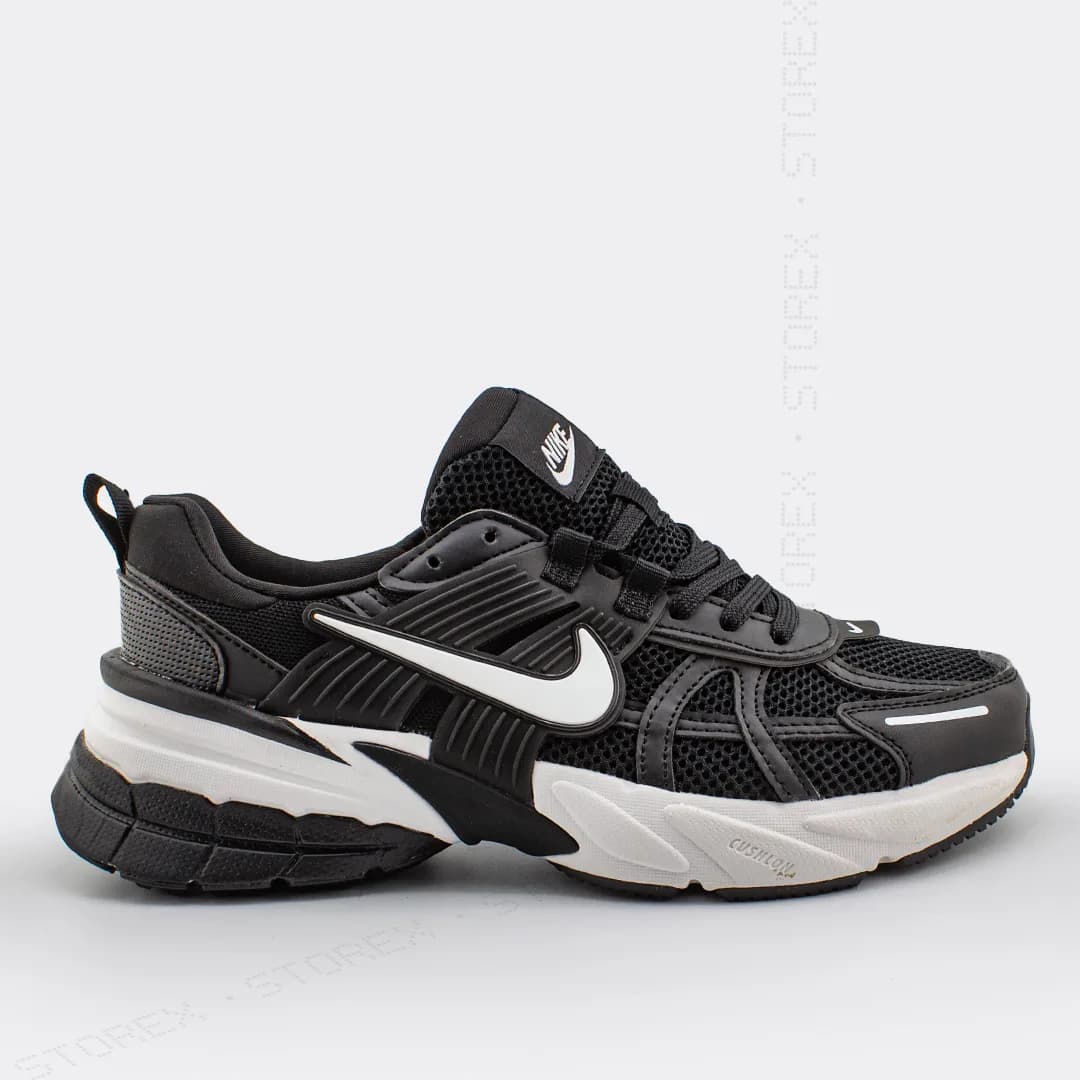Nike V2K Run Black/White