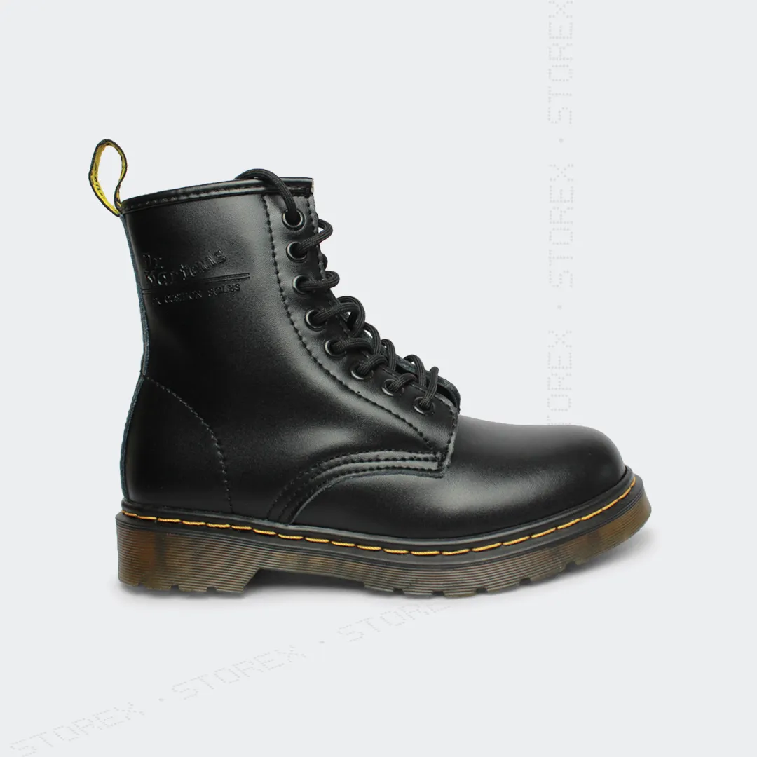 Dr. Martens Black