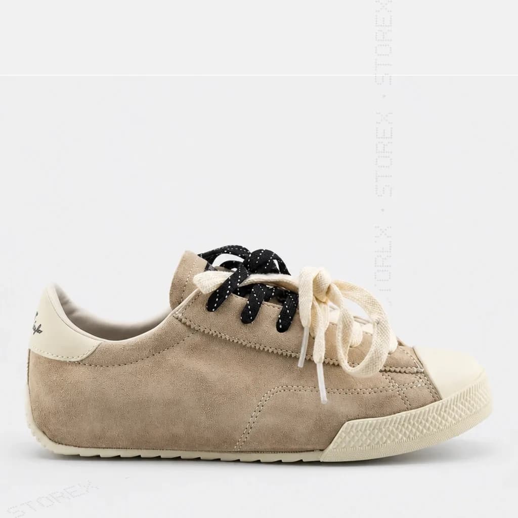 Converse Chuck Taylor Lo Pro Beige
